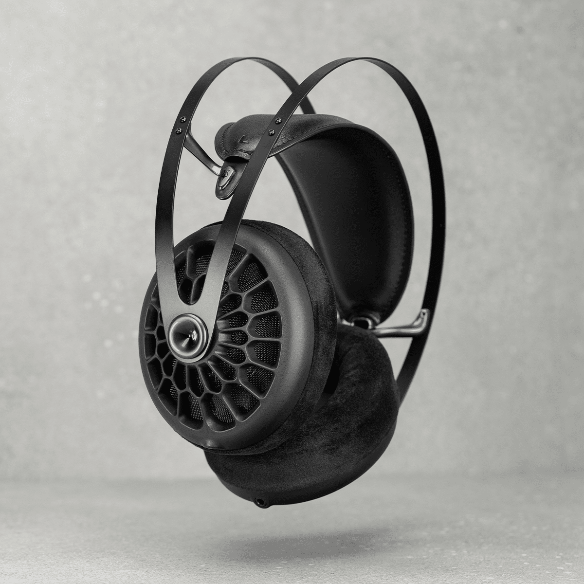 Meze 105 AER Open-Back Headphones 7