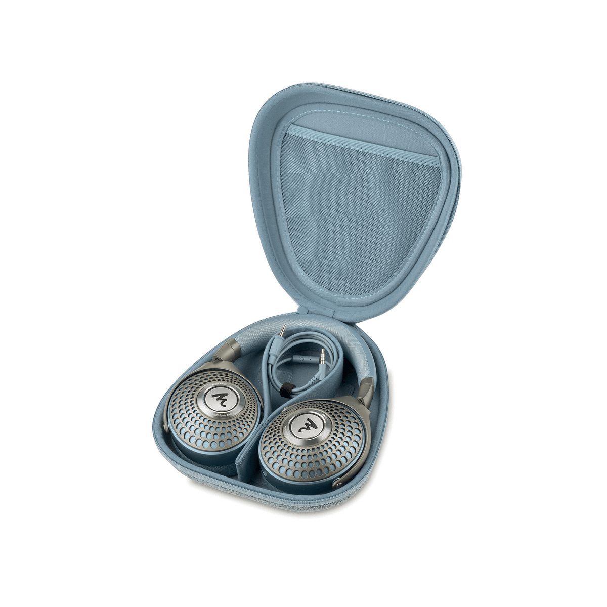 Order Focal Azurys blue case noise cancelling headphones near me in New York on Audio46